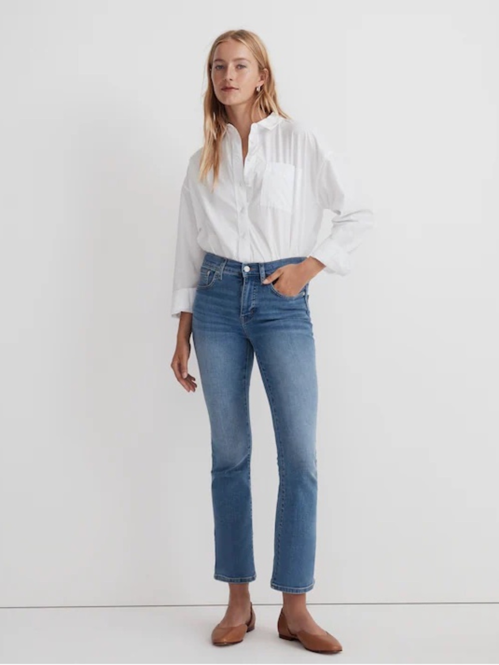Madewell Mid-Rise Kick Out Crop Flare Jeans in Mather / Medium Wash